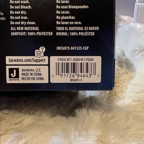 Marvel Avengers Hulk Boys' Costume - Green and Purple - Picture 4 of 4